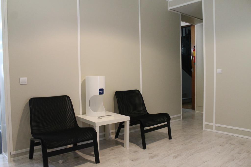 Hostal Trevinca Madrid Ngoại thất bức ảnh